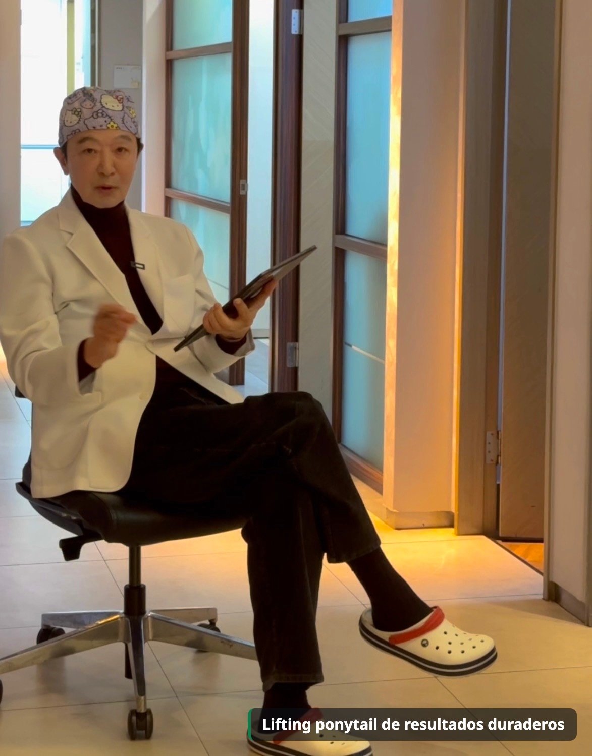 El Dr. Kim Hyun-chul de Kidari Plastic Surgery explica el lifting ponytail